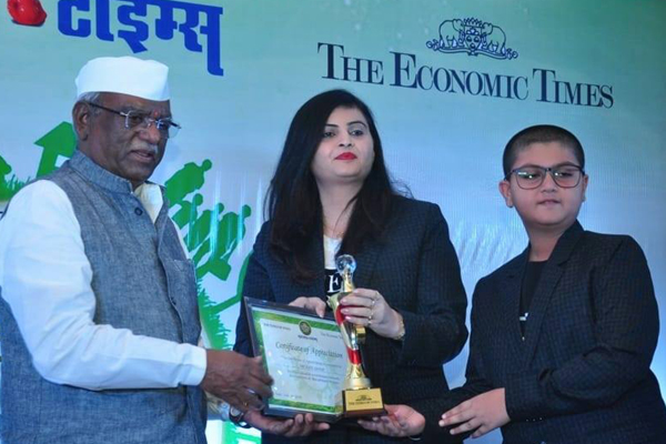 Archana Kute Felicitated With Citizen Of Marathwada Award 2019